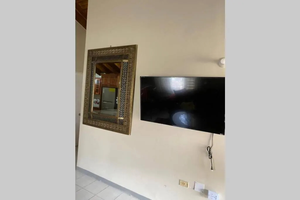 Relax And Enjoy Tranquility @ Peace Palace, Mobay Apartment Montego Bay