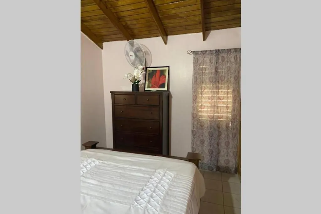 شقة Relax And Enjoy Tranquility @ Peace Palace, Mobay مونتيغو باي 0*,
