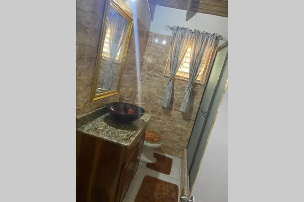 شقة Relax And Enjoy Tranquility @ Peace Palace, Mobay مونتيغو باي